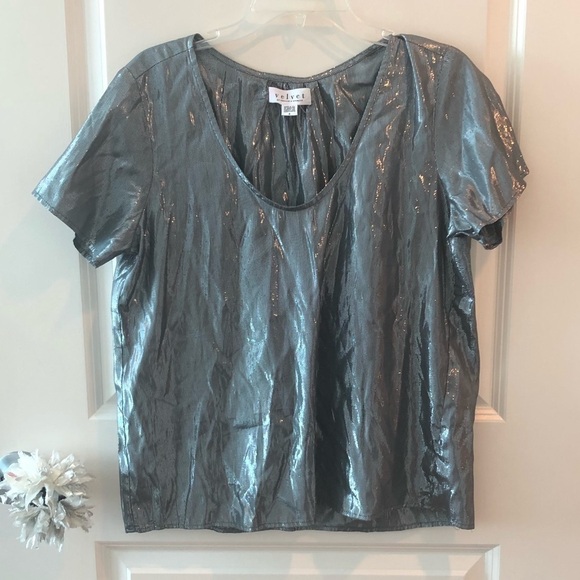 Velvet by Graham & Spencer Metallic Top Size S - Picture 3 of 15